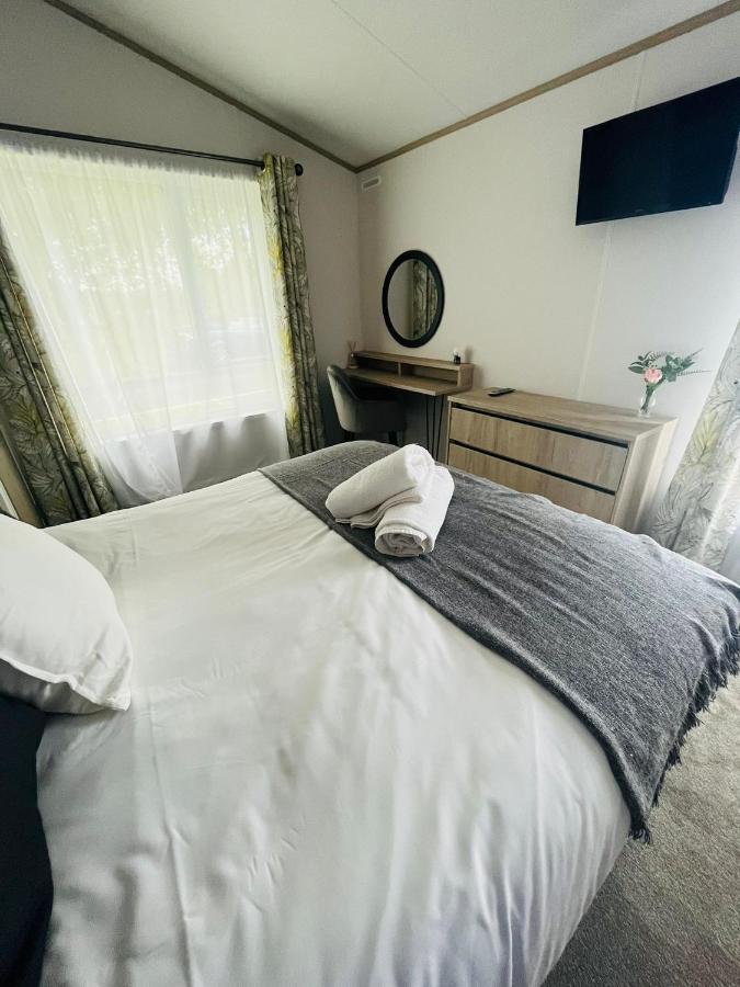 Fir Tree Lodge With Hot Tub York Zewnętrze zdjęcie