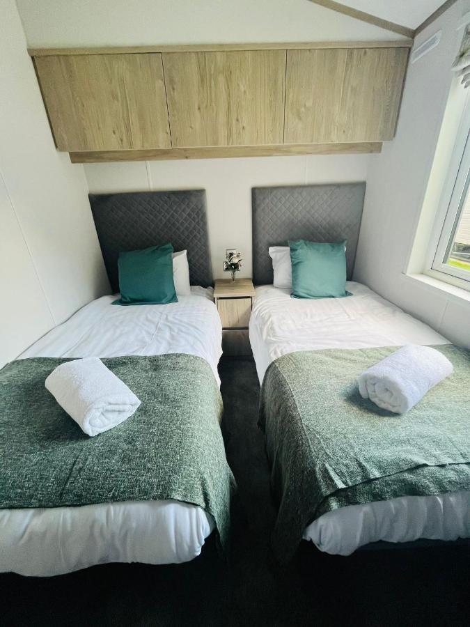 Fir Tree Lodge With Hot Tub York Zewnętrze zdjęcie