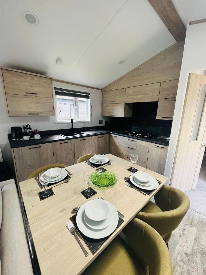 Fir Tree Lodge With Hot Tub York Zewnętrze zdjęcie